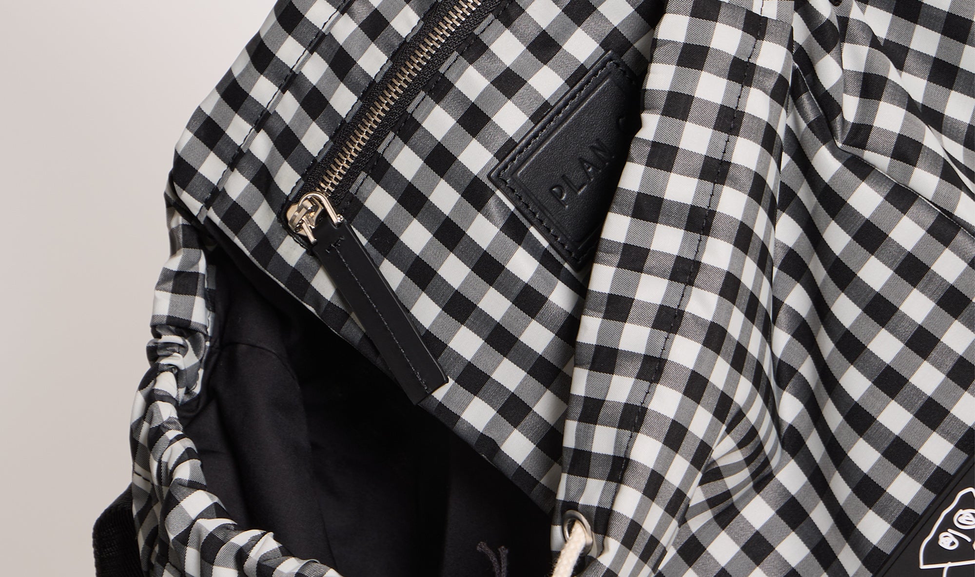 black white check outfit Après Paris