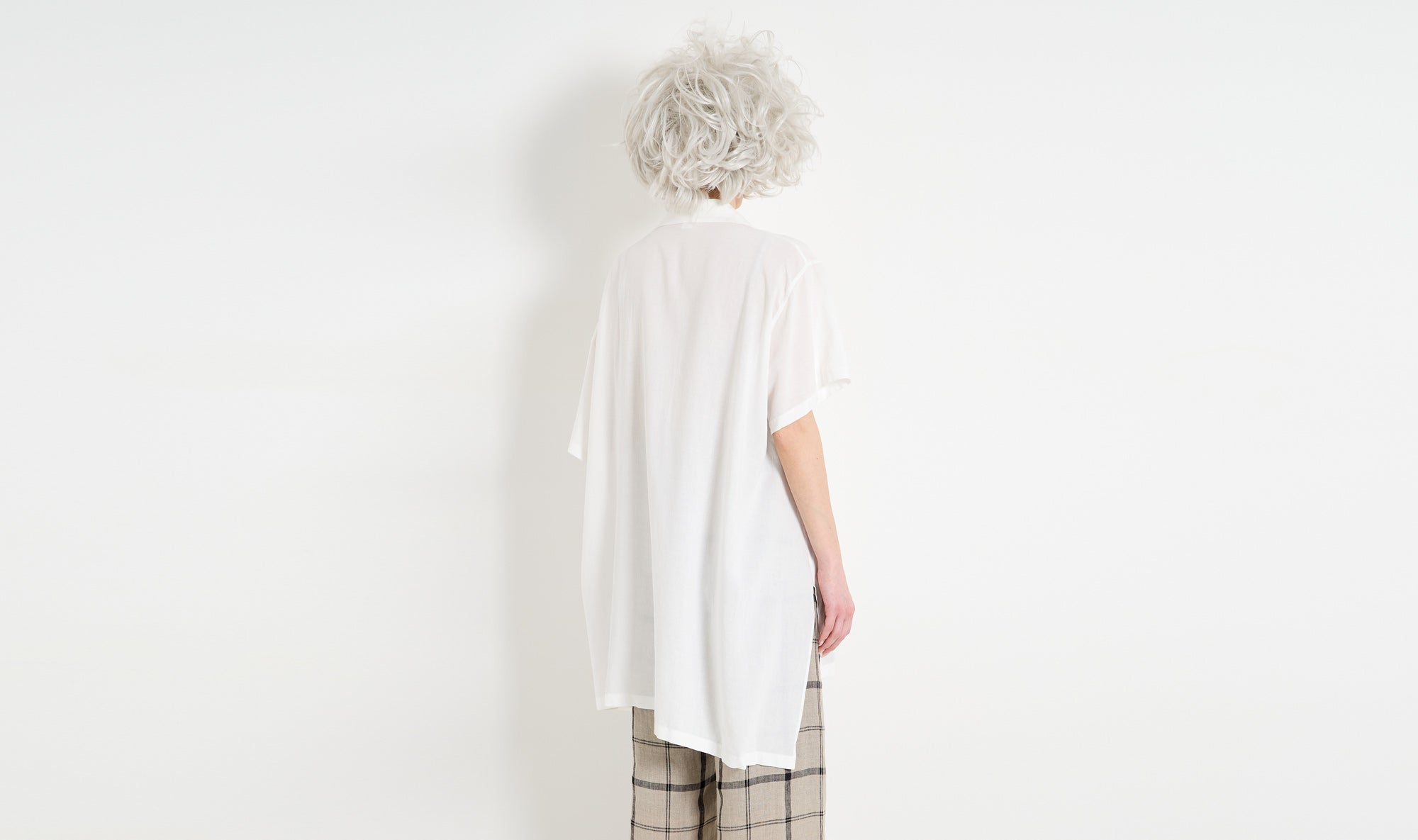 white classic large shirt