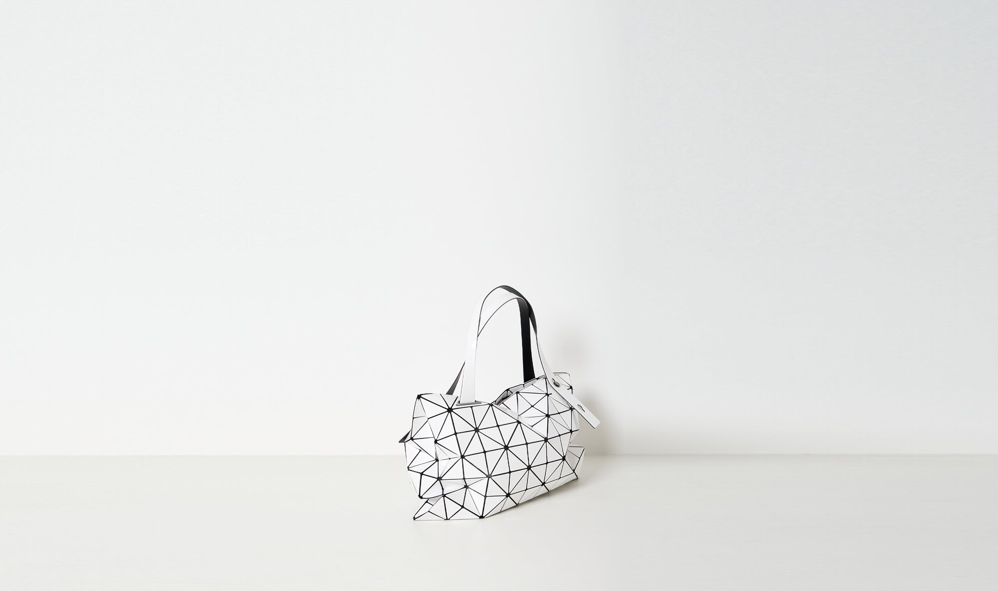 white rectangular bag