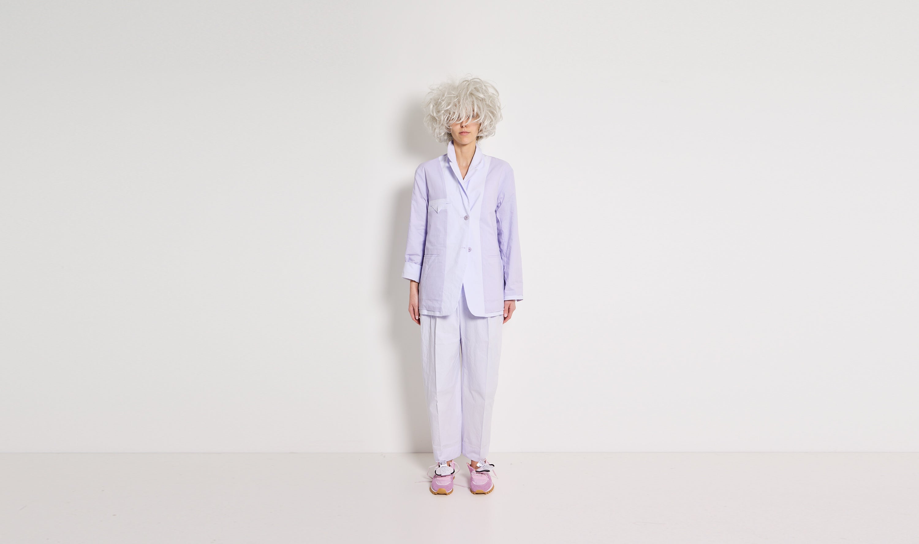mauve jacket trousers outfit Après Paris