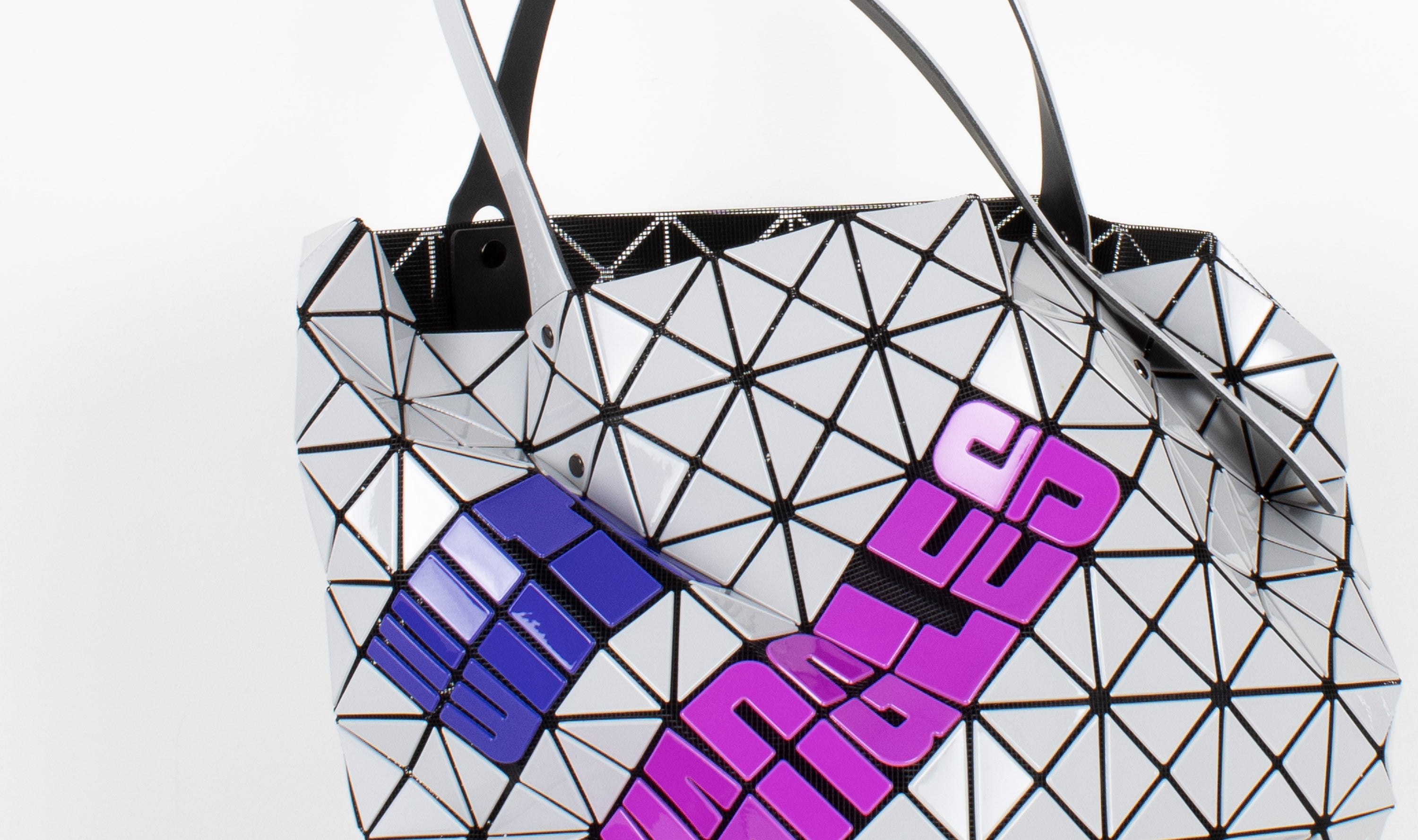 multicolored bagBAO BAO ISSEY MIYAKE