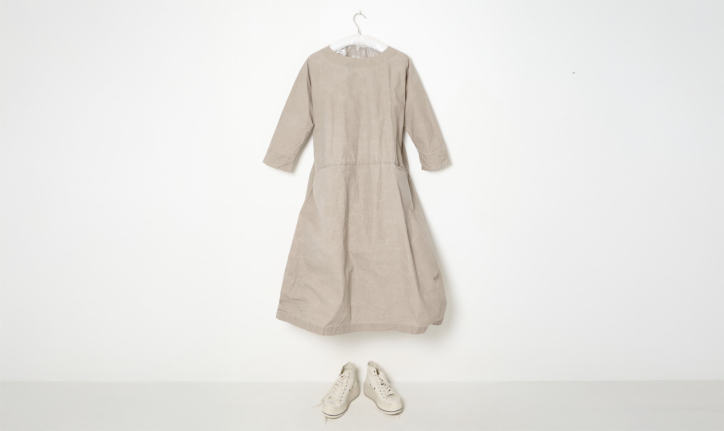 waxed cotton stone dress