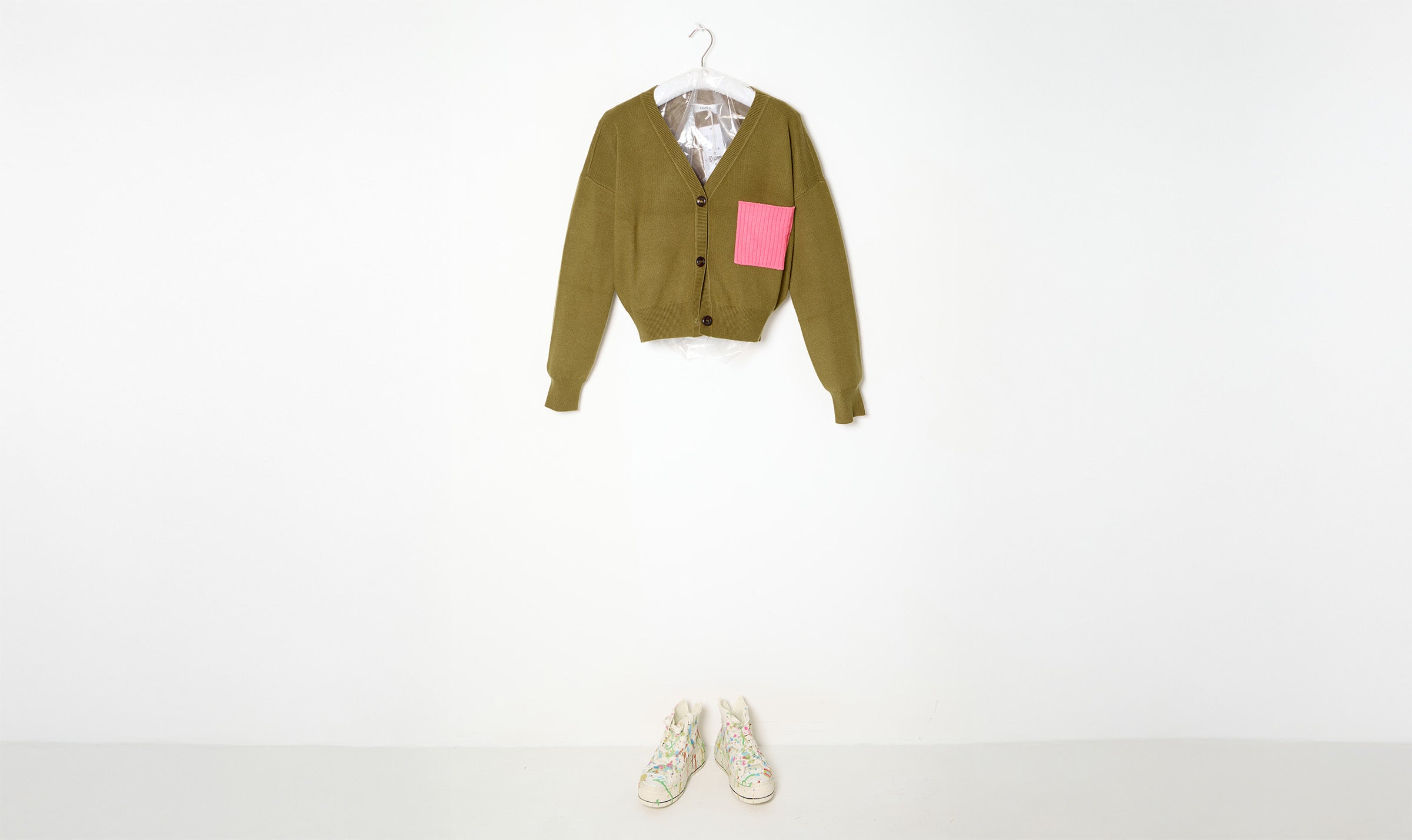 yellowish green cardigan