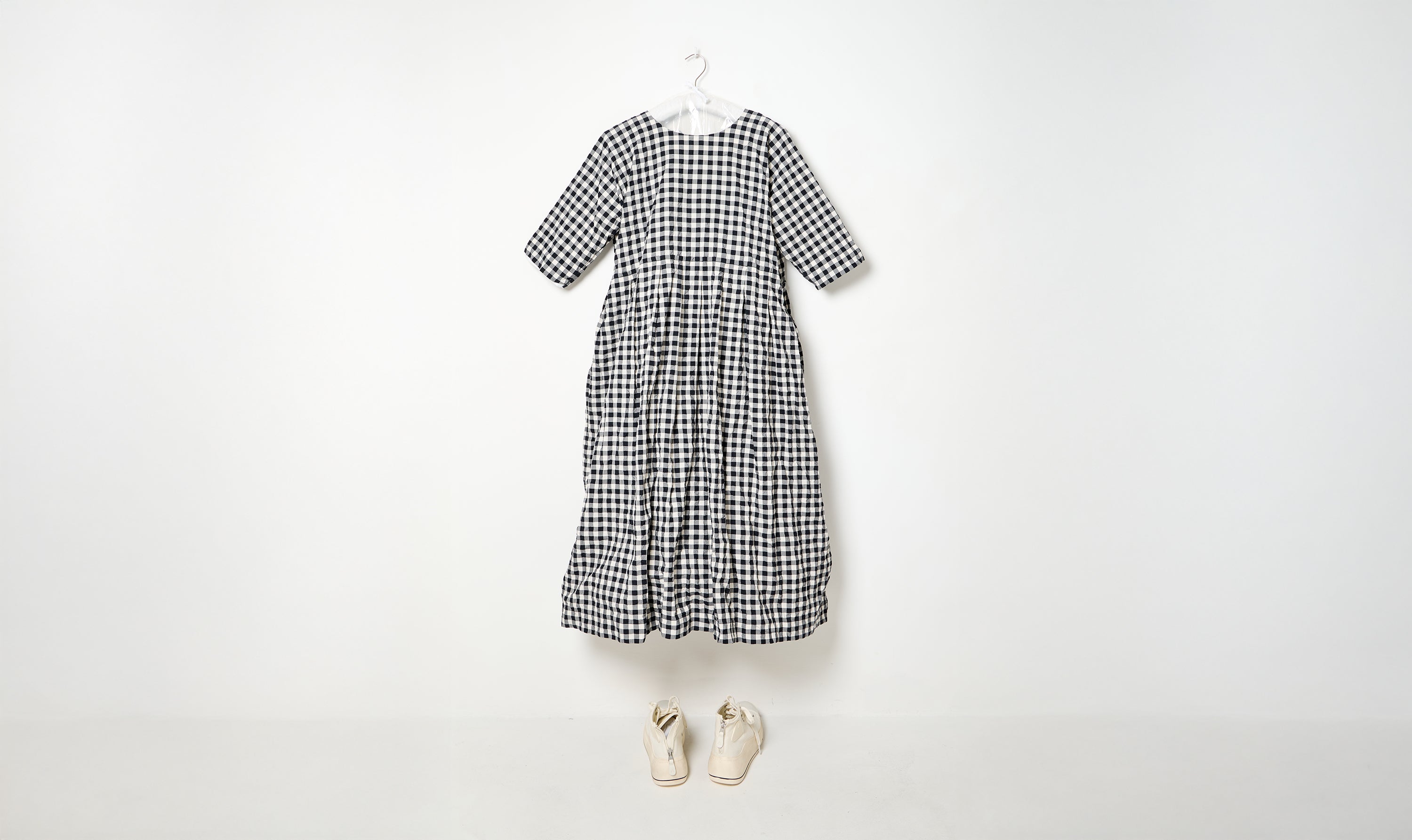 white/black washed cotton operaio dress