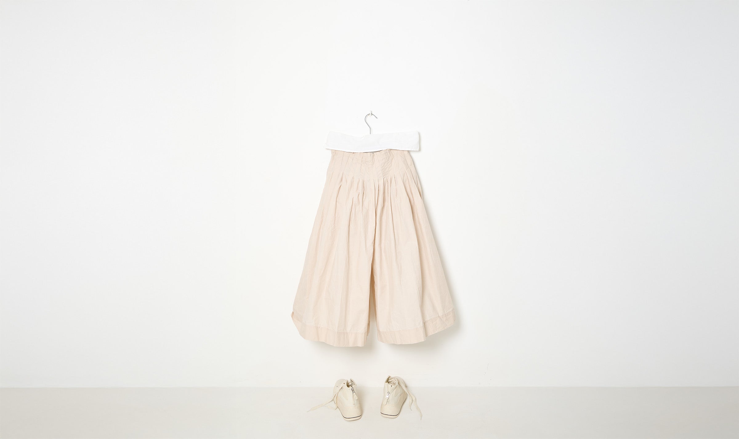 sunflower dough waxed cotton trousers