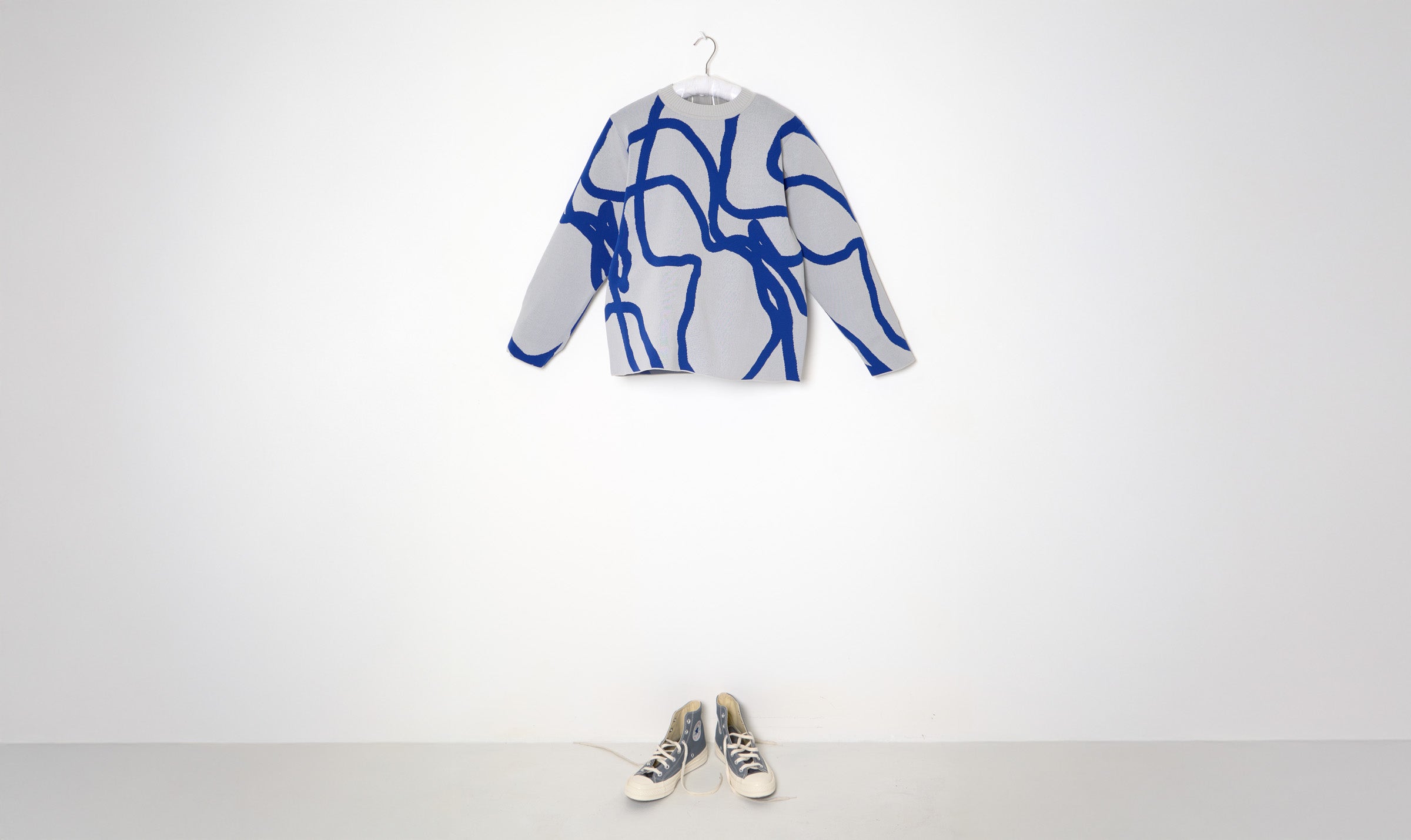 Light Grey Blue Abstract Print Pullover