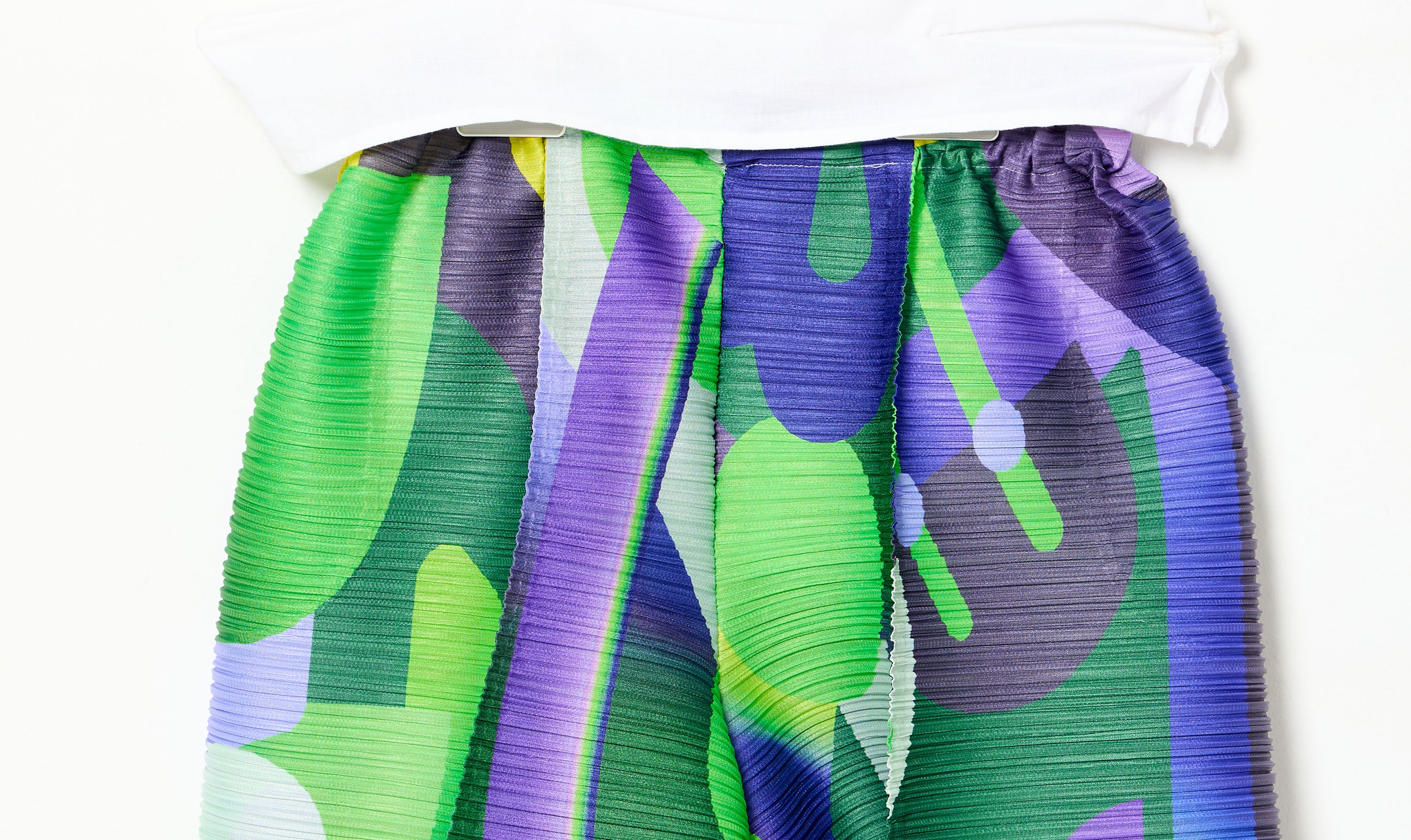 purple/multicolor print pleated dress