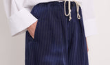 pantaloni navy gessato