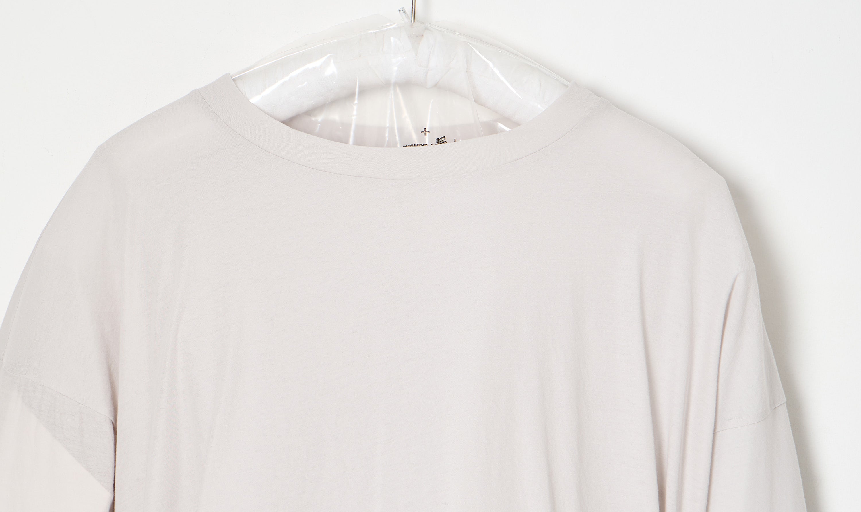 light grey skirt and t-shirt outfit