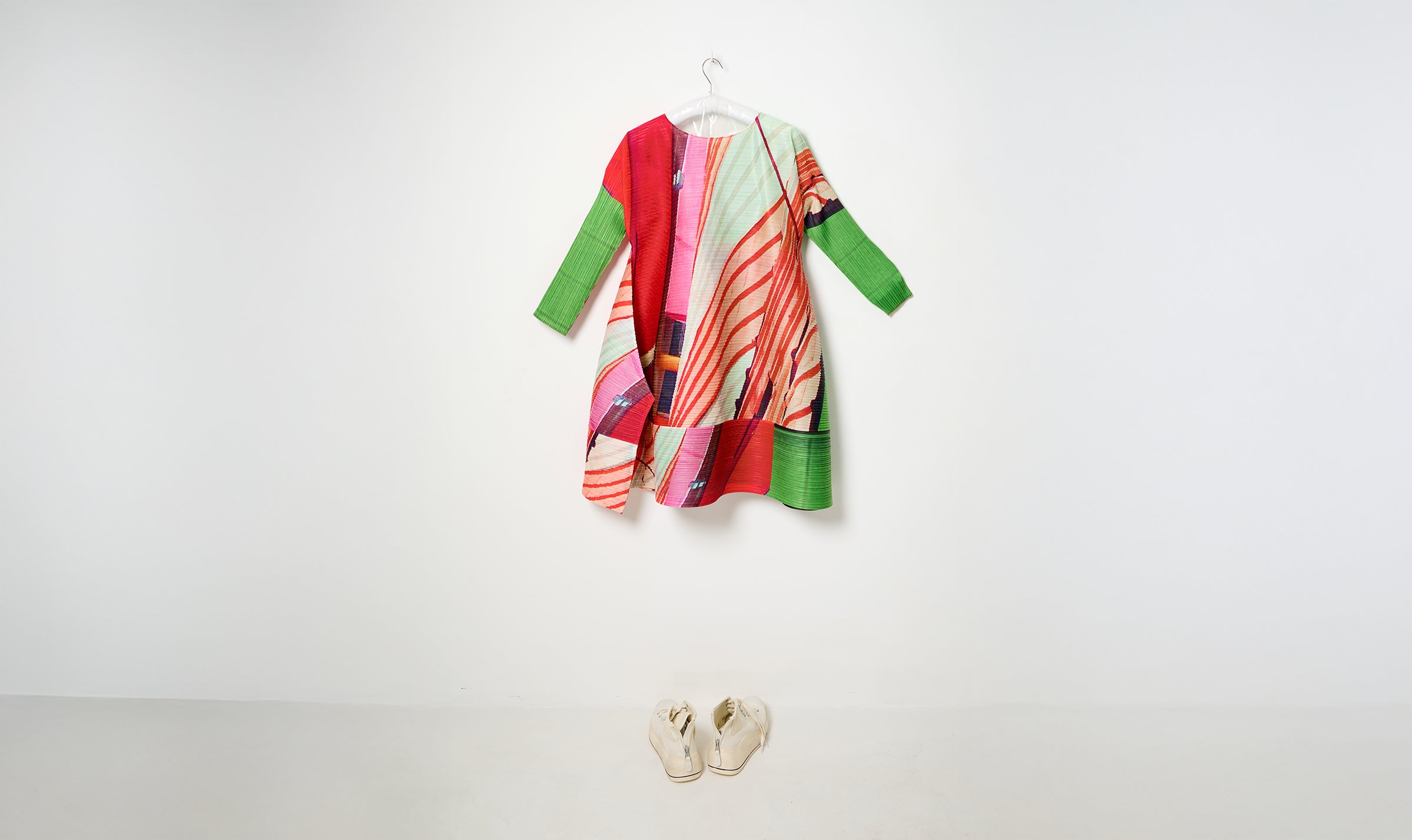 green/red print pleats please dress