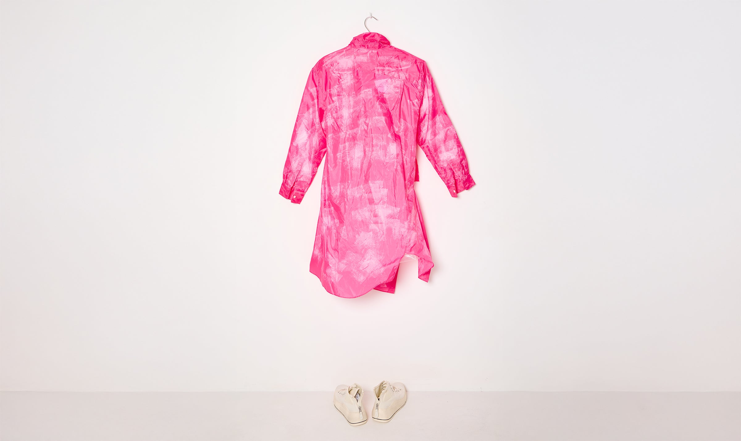abstract print pink polyester shirt