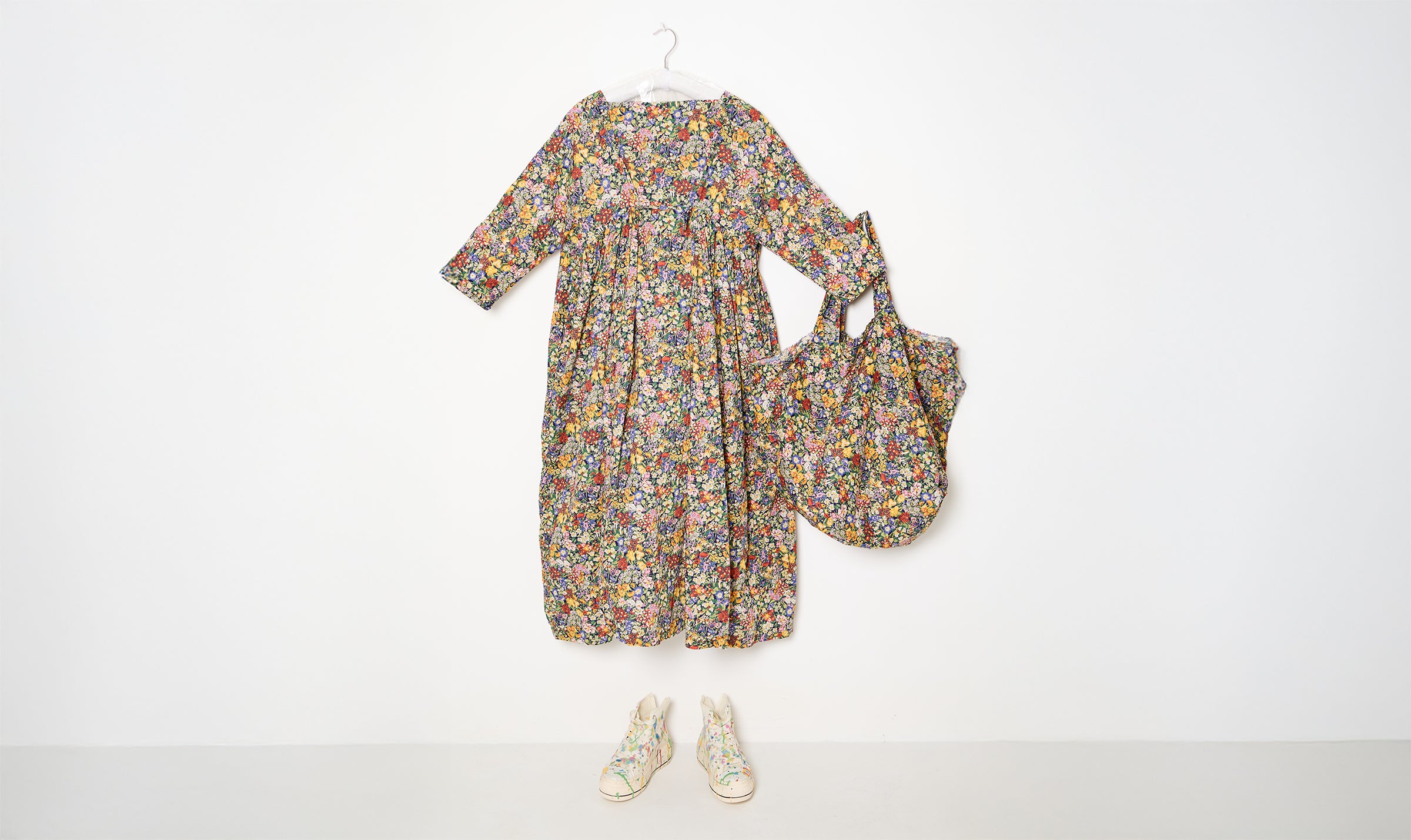 colourful floral print dress and bag outfit