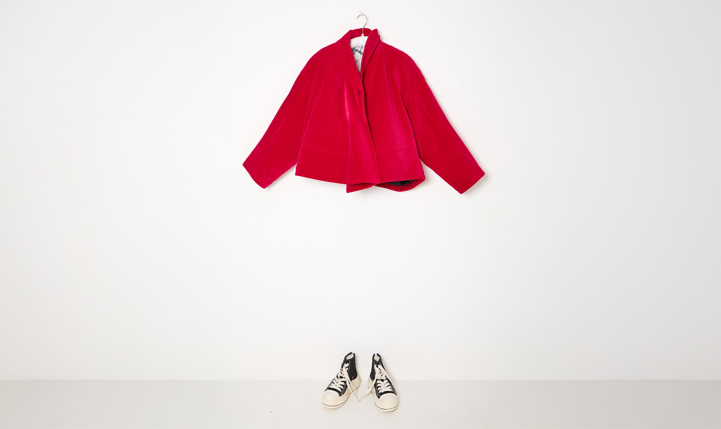 red velvet short jacket
