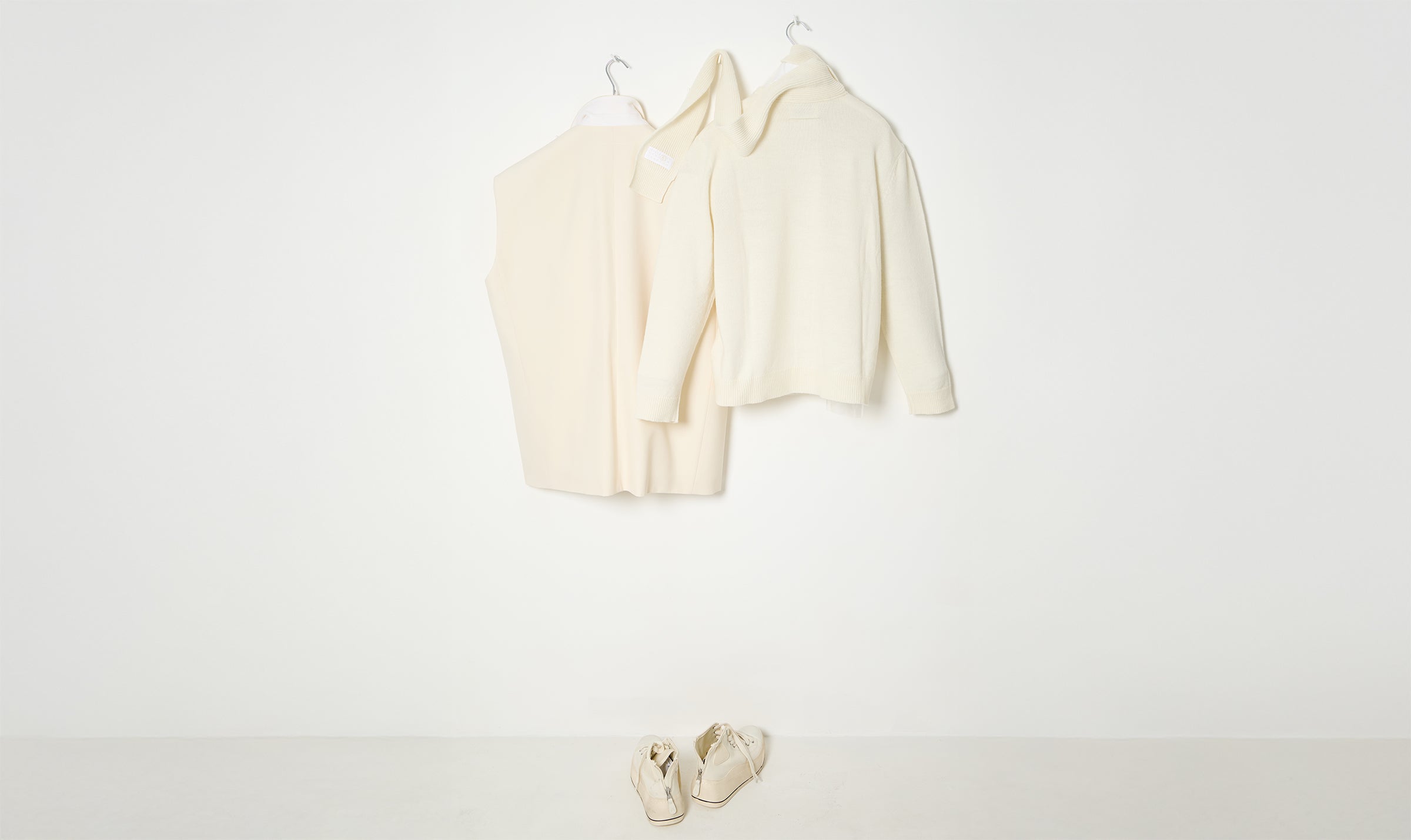 ecru light woolen oversize vest and cardigan look