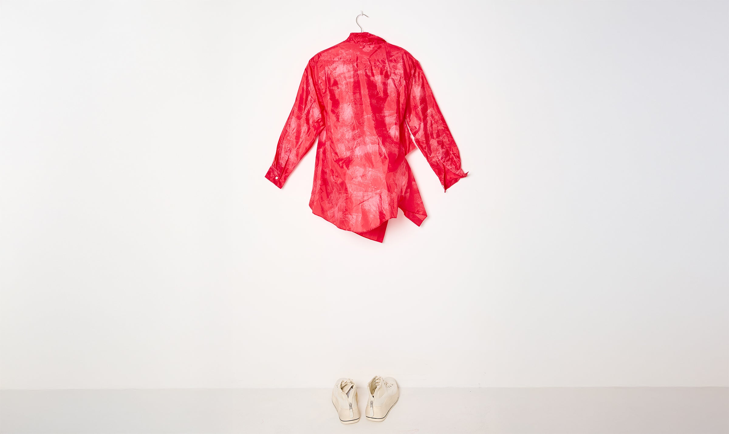 abstract print red poly shirt