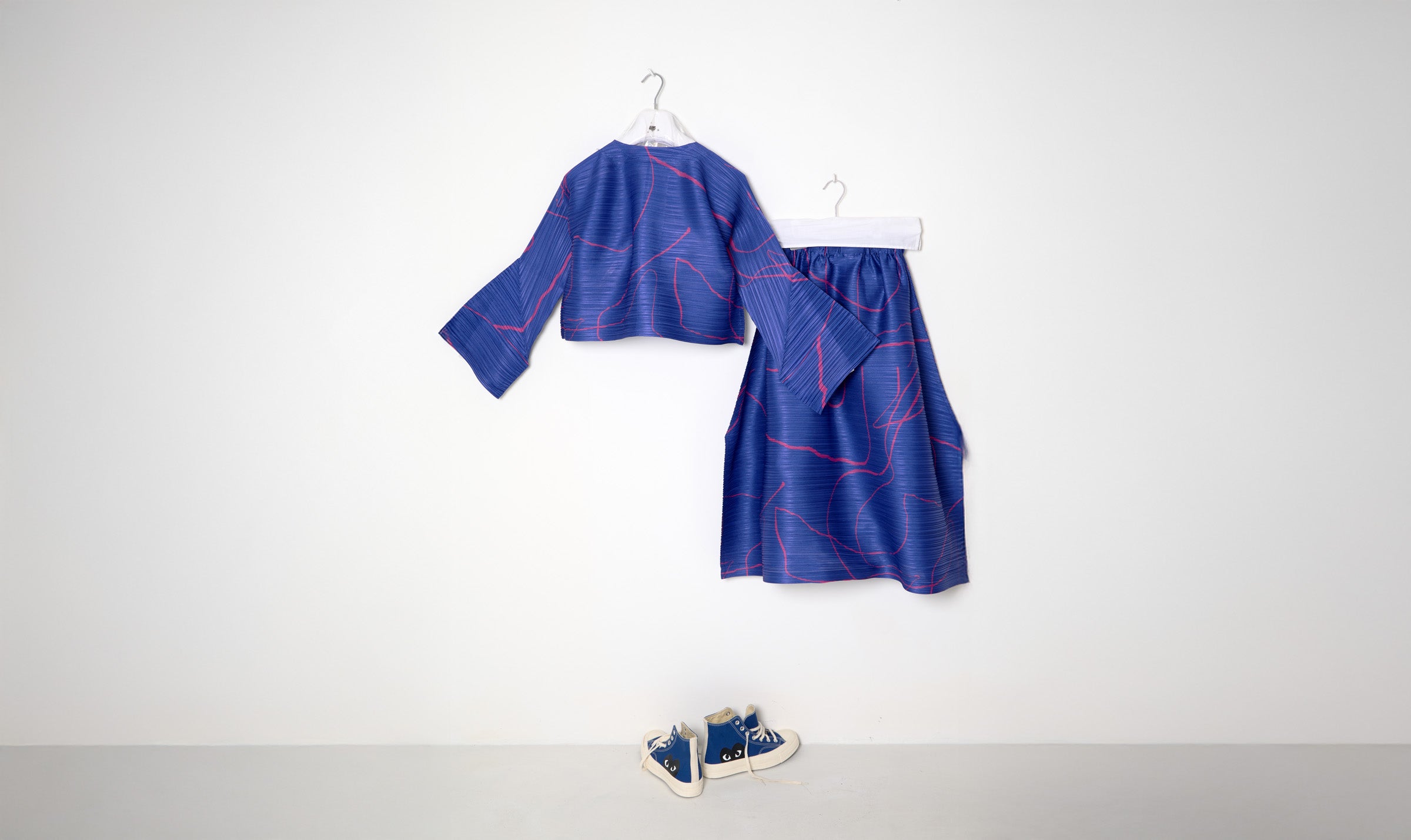 Blue Abstract Coral Print Pleated Look