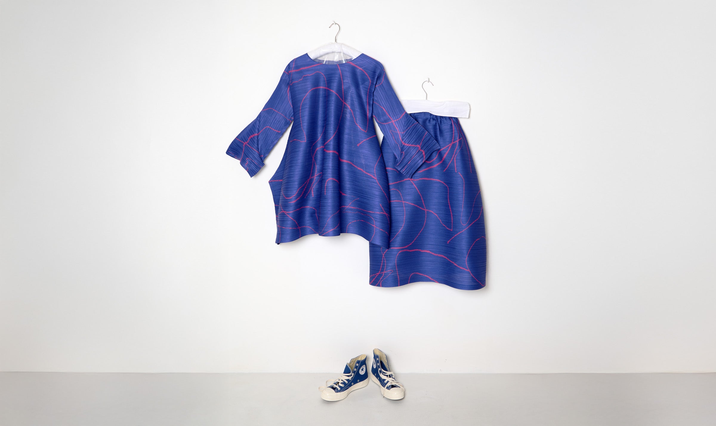 Bright Blue Coral Print Pleated Dress and Skirt