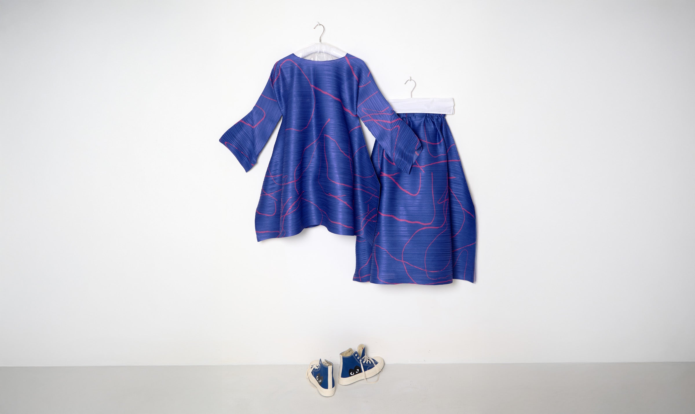 Bright Blue Coral Print Pleated Dress and Skirt