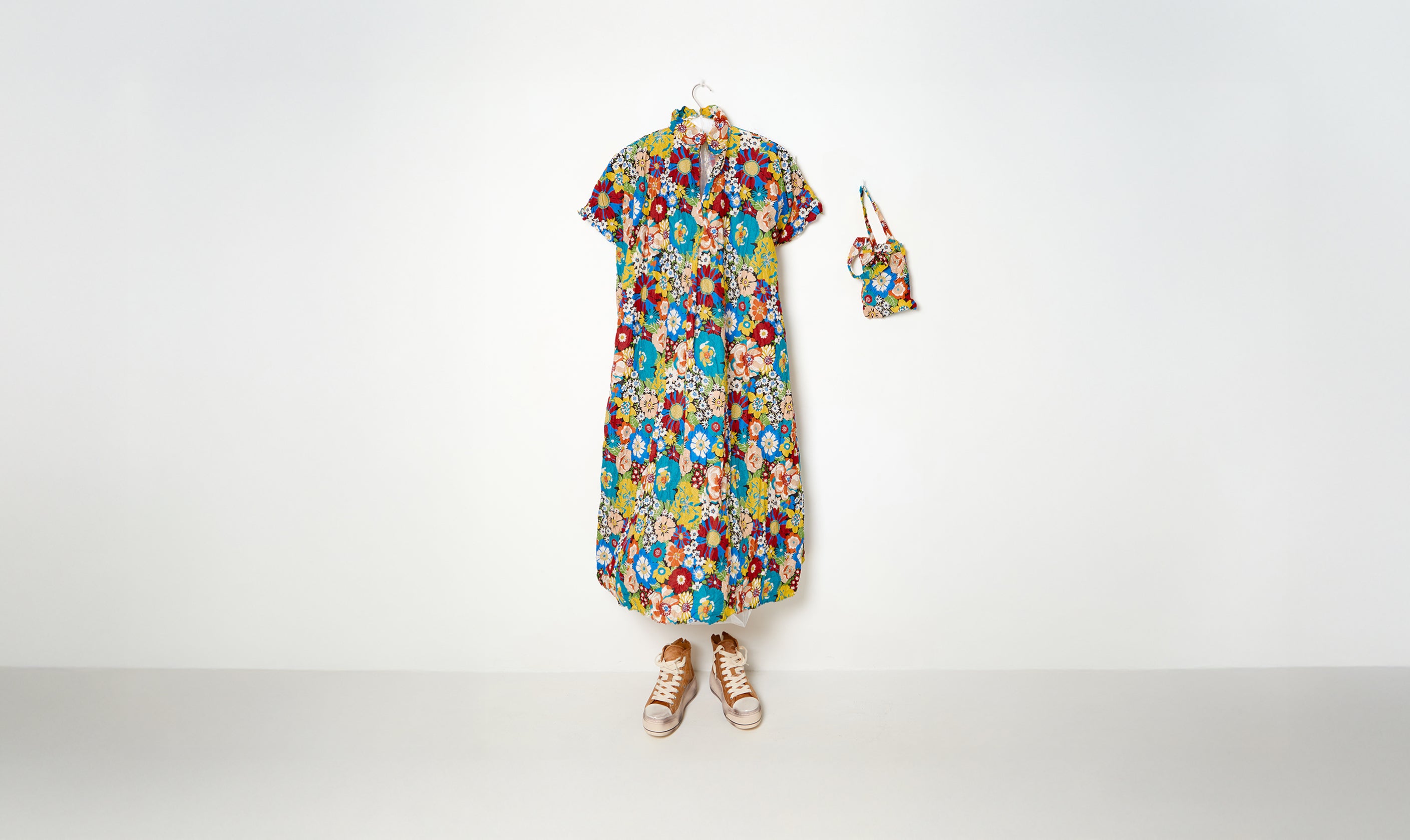 washed cotton large flowers print blue/yellow/red dress