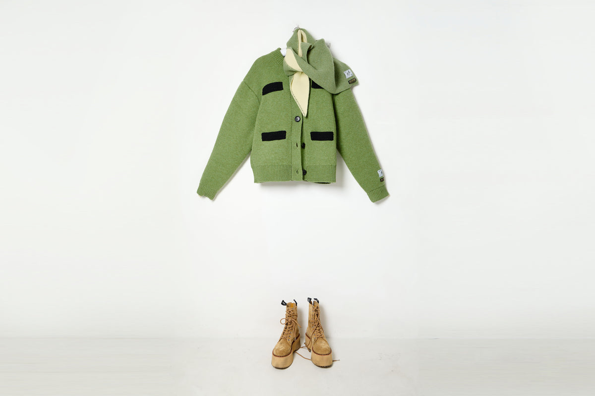 Mid Code Becou10Zot Cardigan & Sppar5Lal Foulard Set