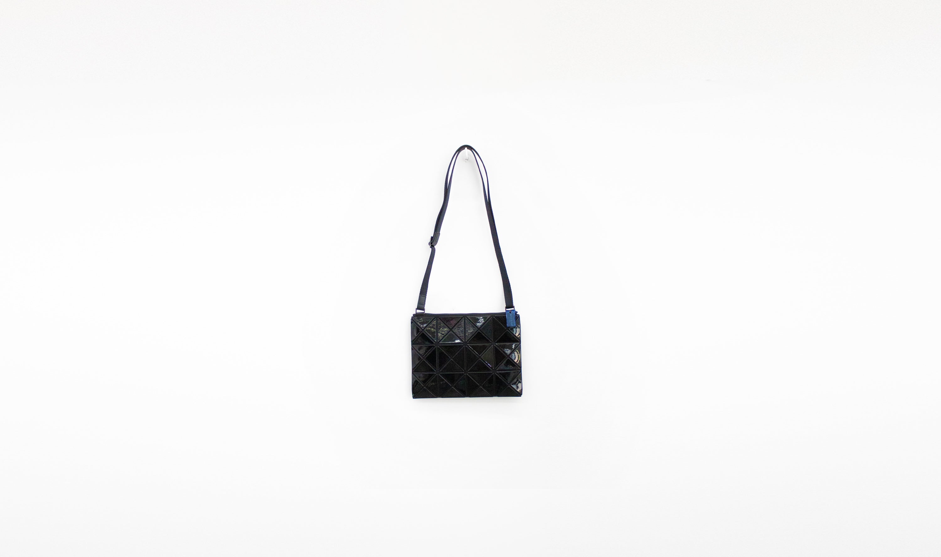 black crossbody bag Après Paris