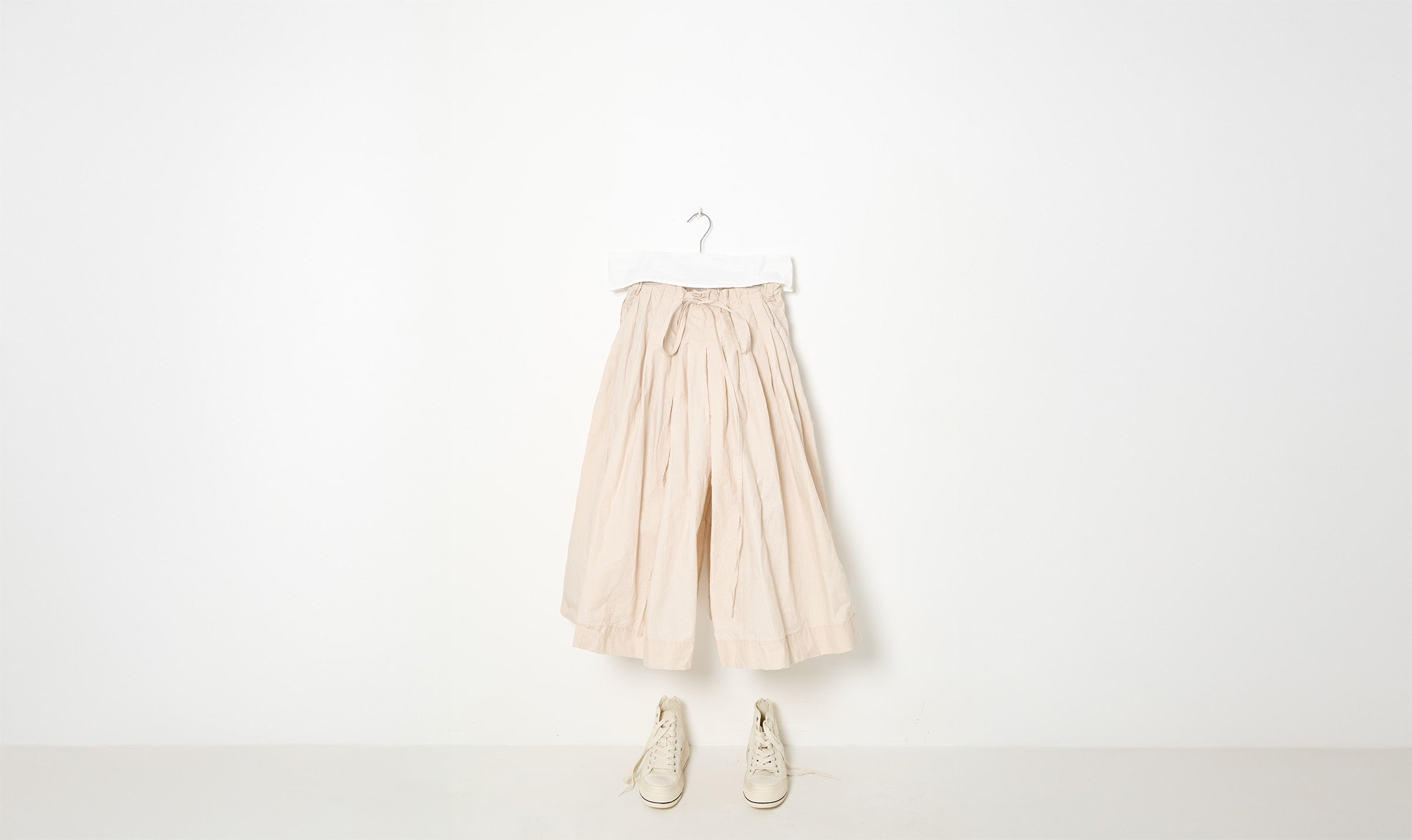 sunflower dough waxed cotton trousers