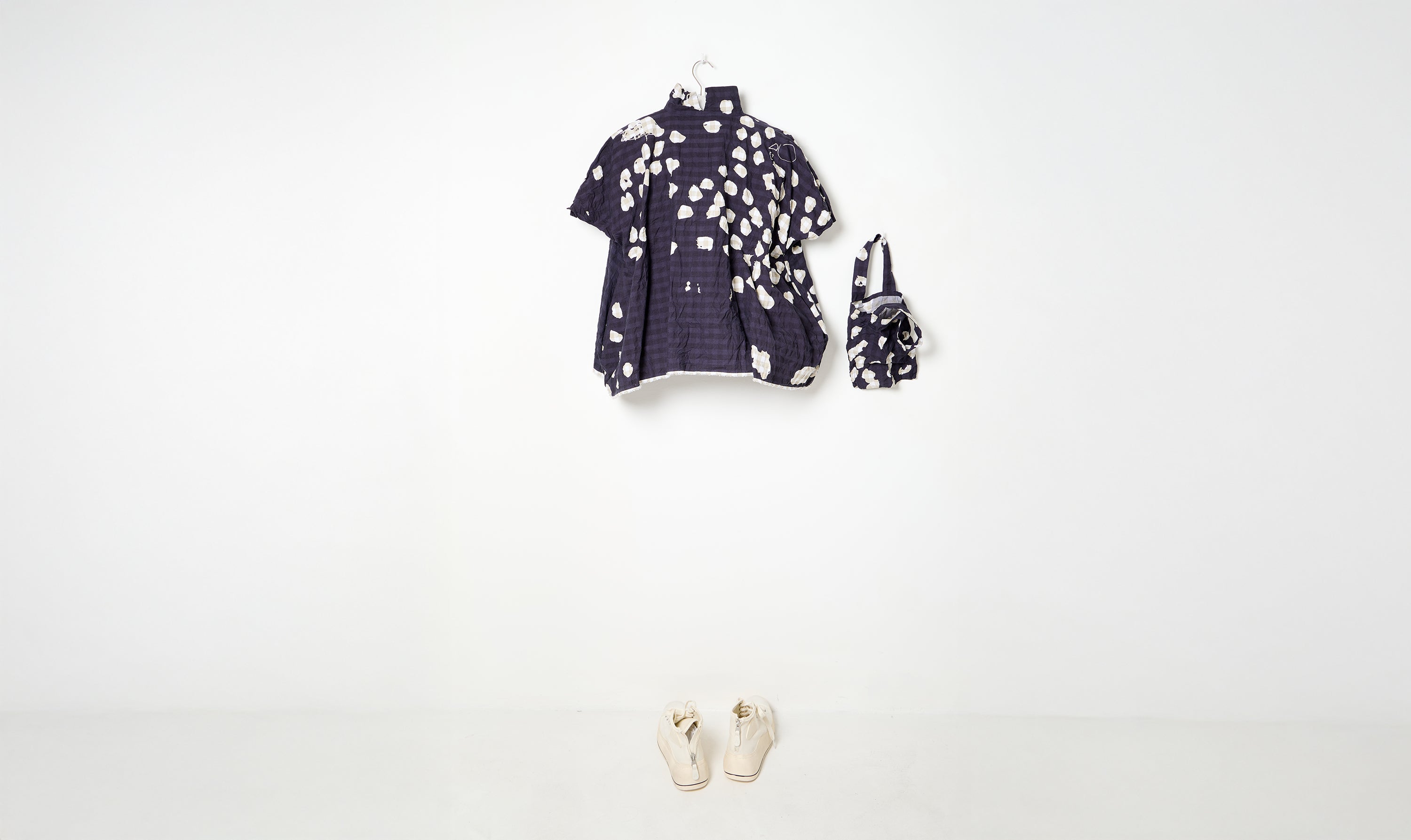 blue/white/grey washed cotton checked shirt with coral print