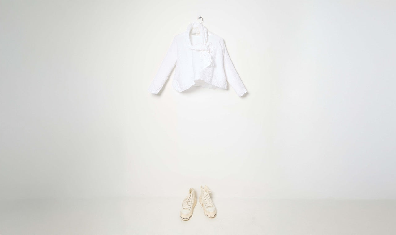 roundneck optical white cotton shirt