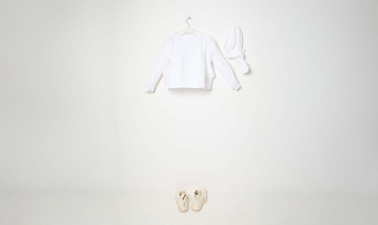 roundneck optical white cotton shirt