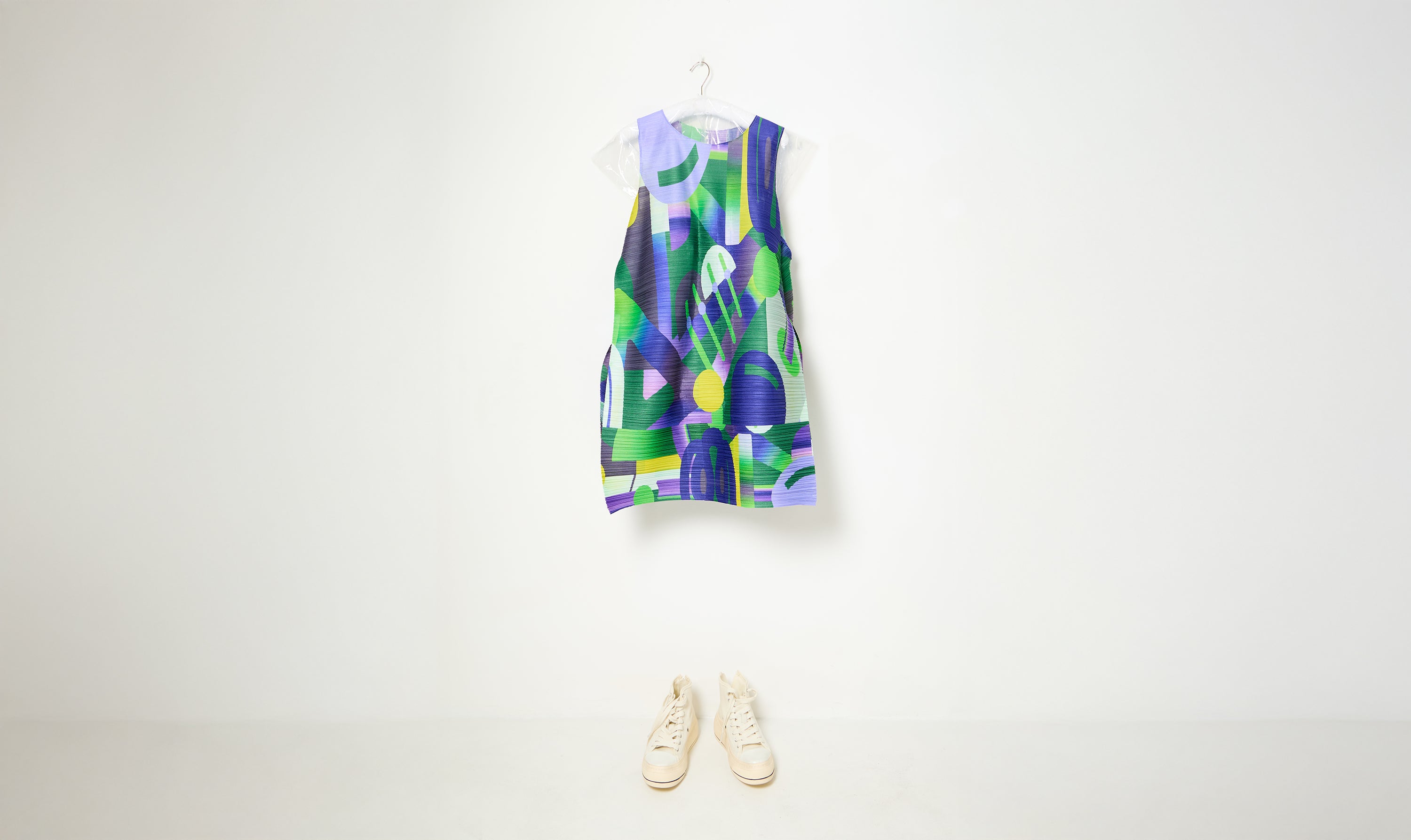 purple/multicolor pleated sleeveless dress