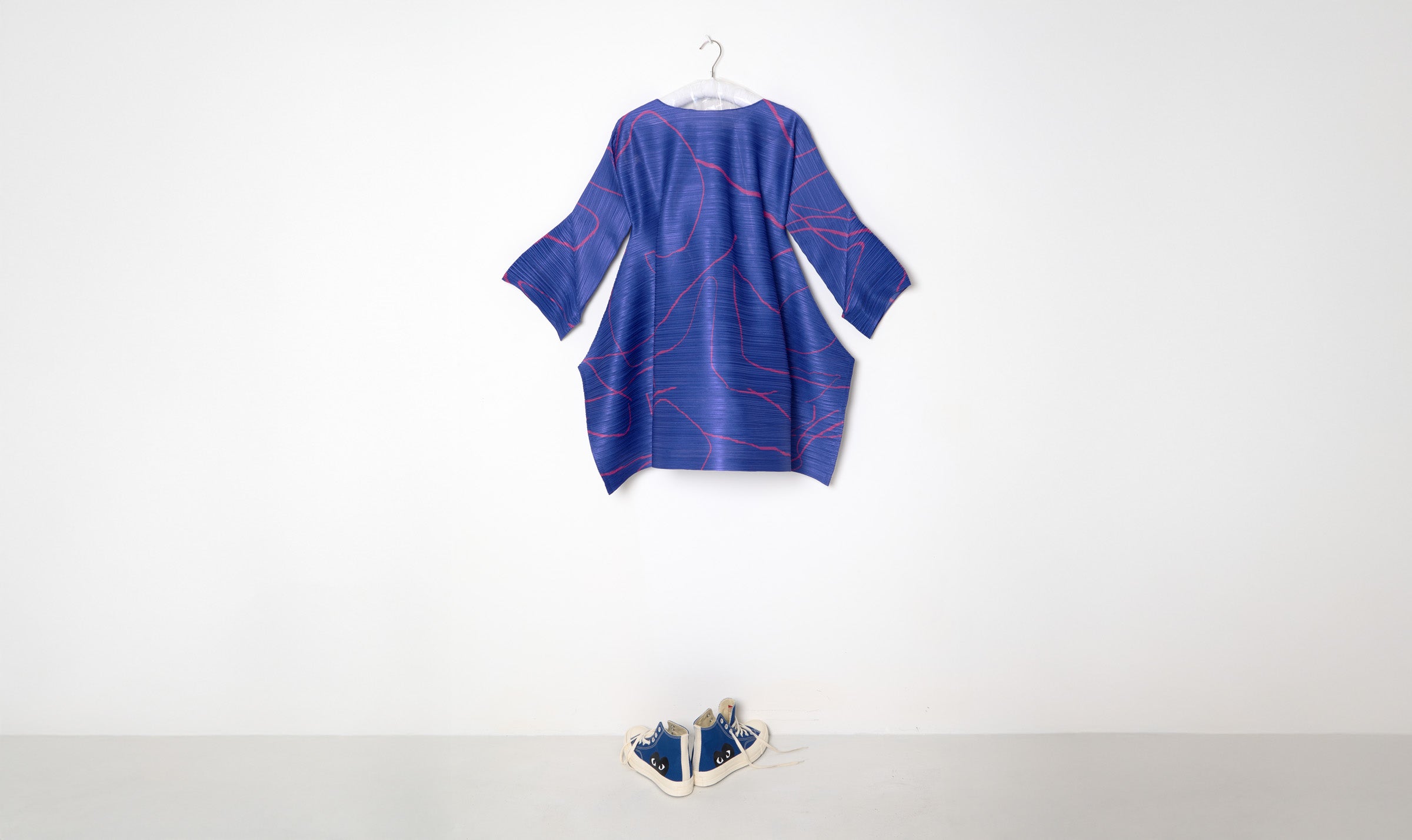 Bright Blue Coral Print Pleated Dress