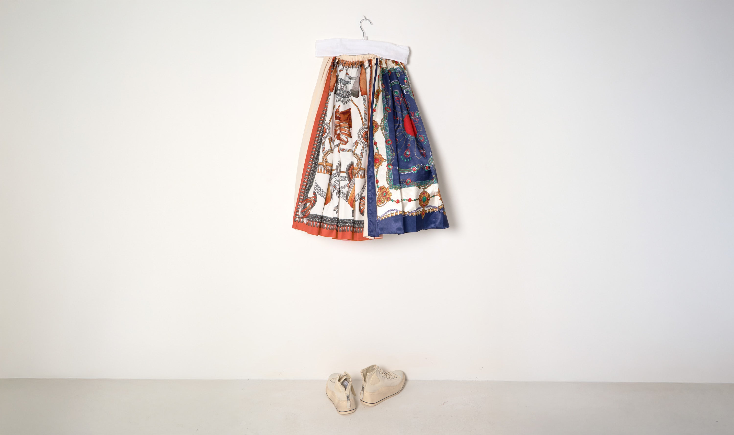 Foulard Print Poly Skirt