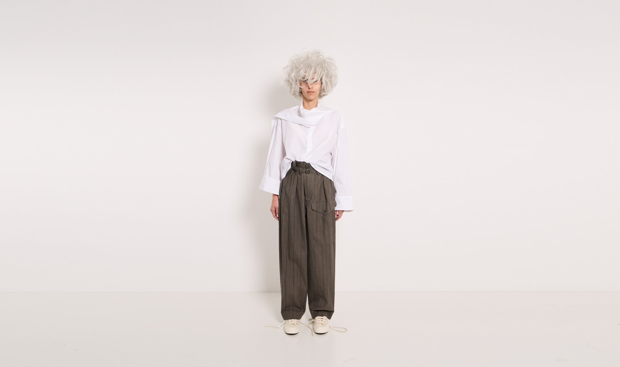 khaki stripes cotton trousers Après Paris