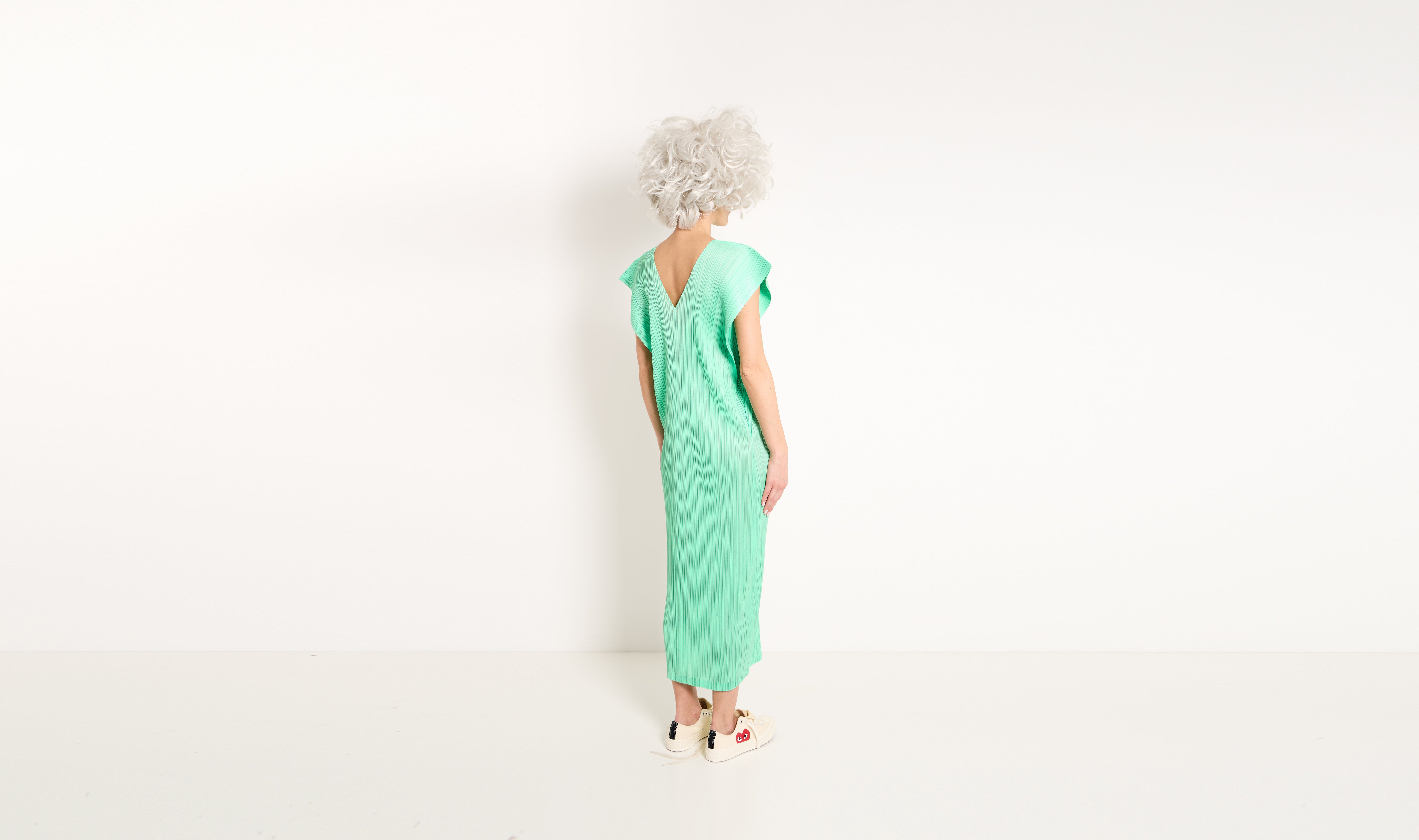 mint green plissé dress Après Paris