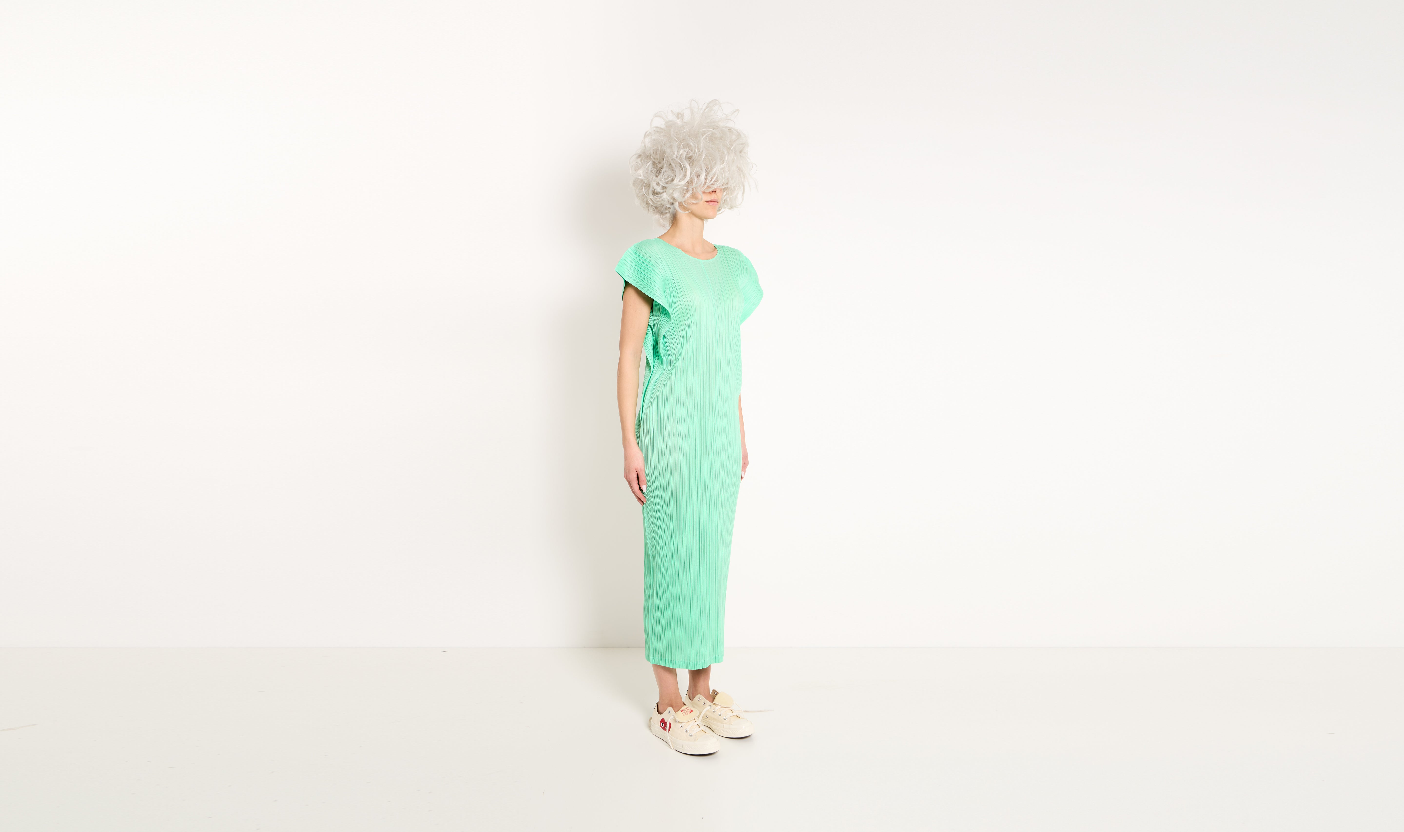 mint green plissé dress Après Paris