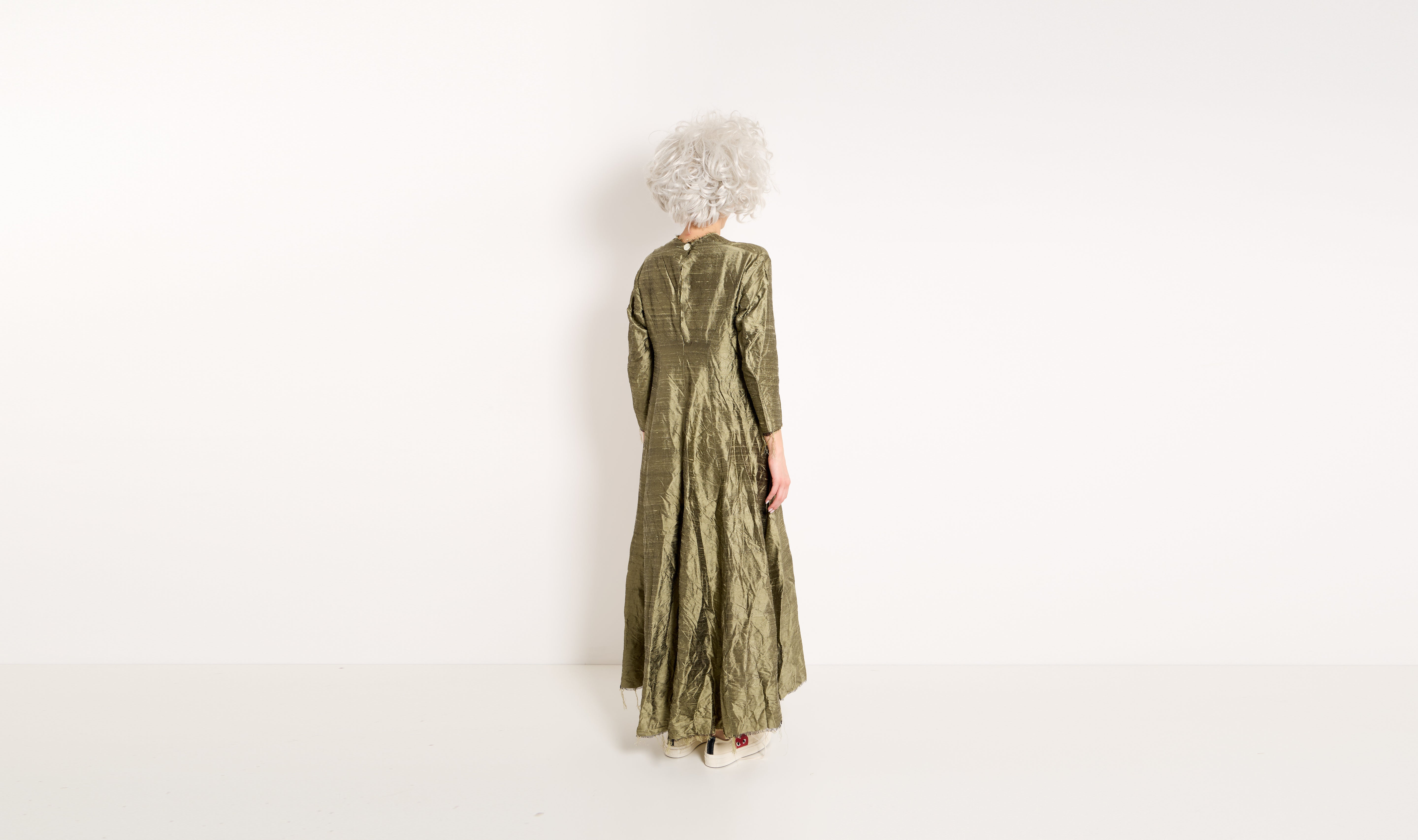 olive green silk dress Après Paris